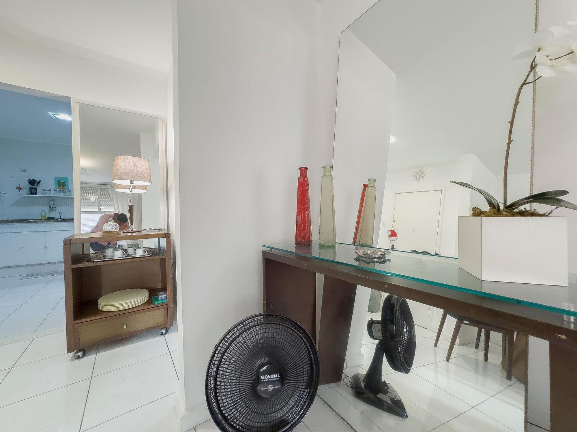 Aconchego Beira-mar: 3min Orla Copacabana/ipanema Apartment