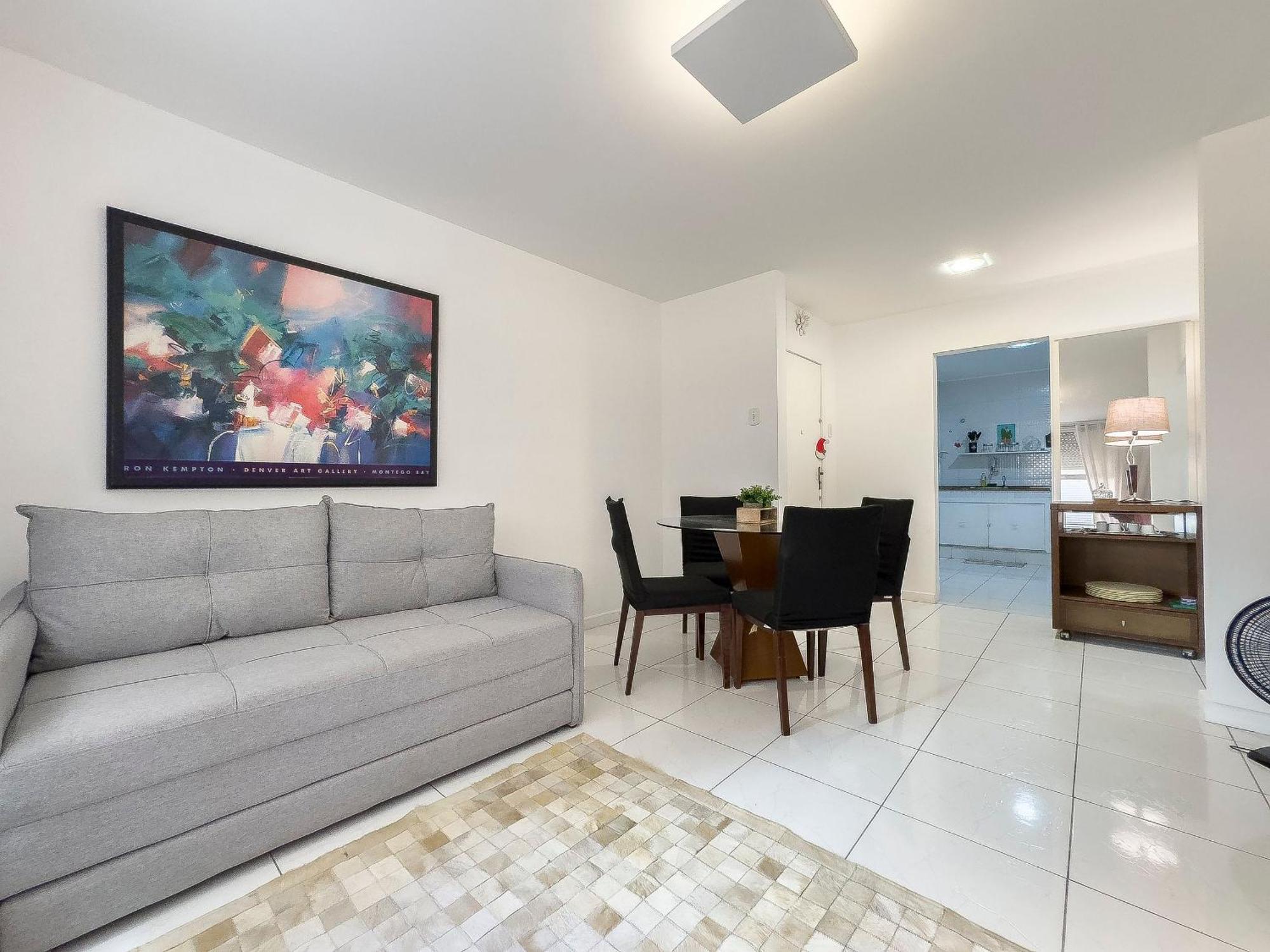 Aconchego Beira-mar: 3min Orla Copacabana/ipanema Apartment